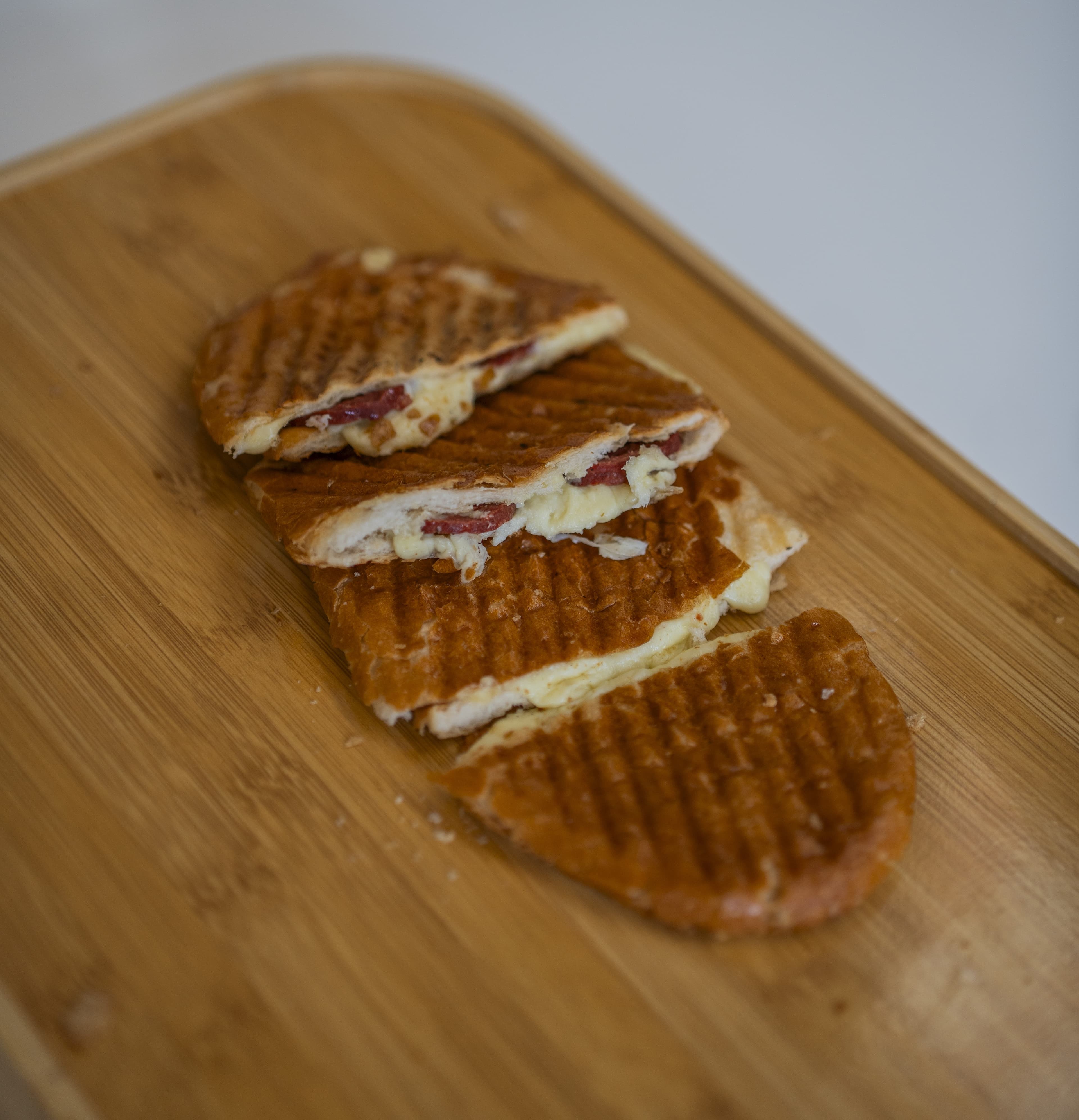 Sucuk Kaşarlı (Karşık)